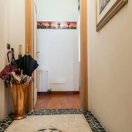 Trilocale Con Soppalco Apartmán Milán
