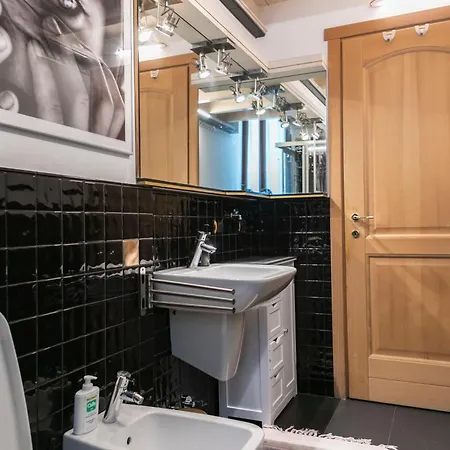 Apartmán Trilocale Con Soppalco Milán